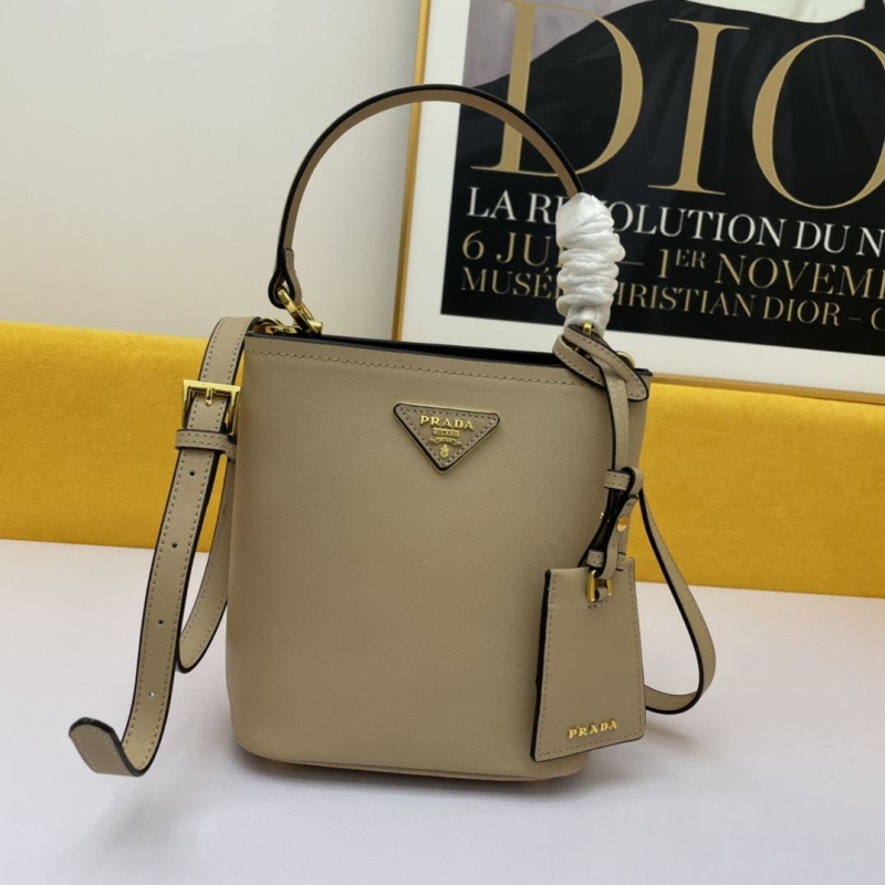 Pra*a top handle bags